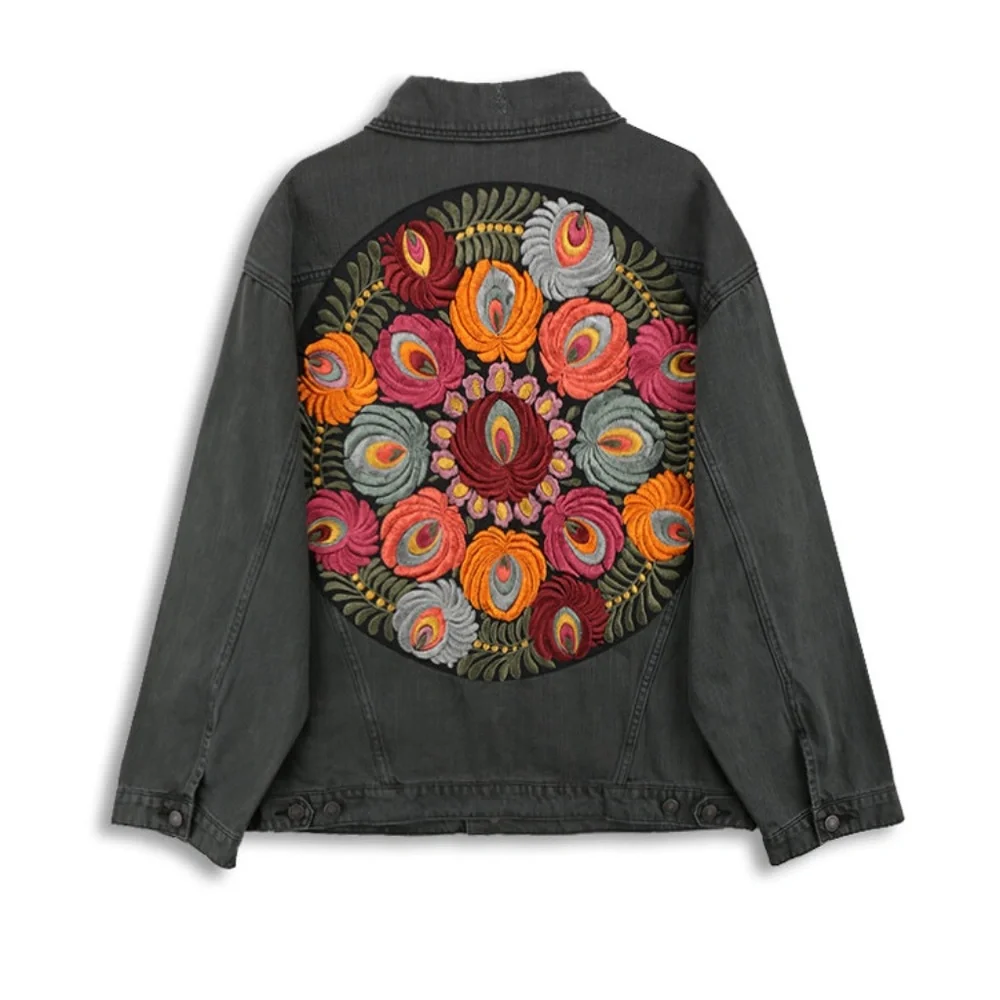 Womens Black Denim Oversized Embroidered Jean Jacket. OSFM bust 44.8" - Picture 3 of 6